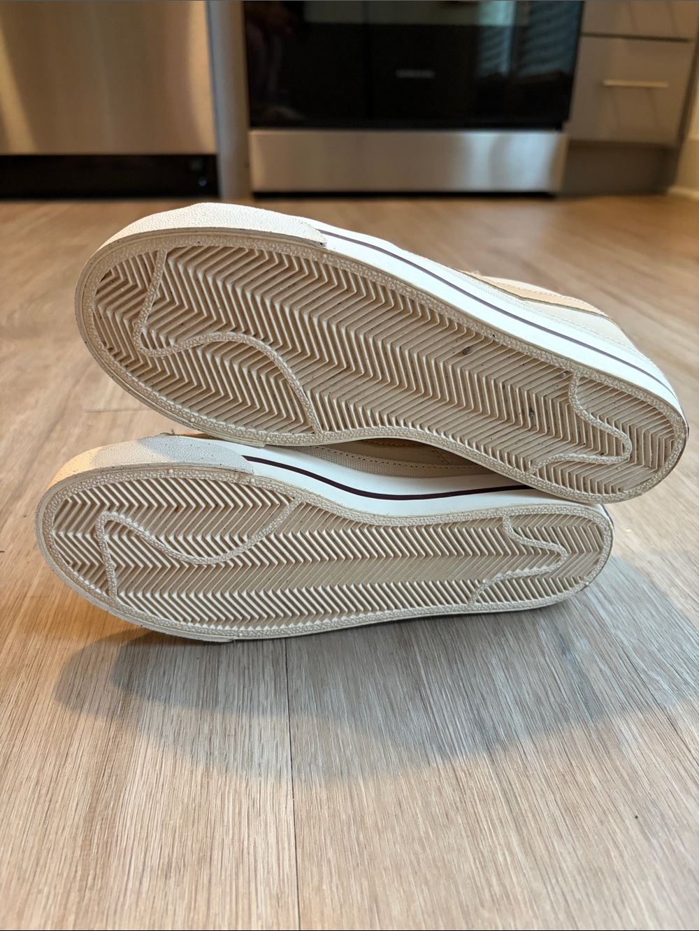 Nike Women’s Ivory Low-Top Sneakers - Picture 4 of 4